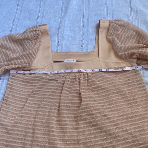 Lovely!! Anthropologie Soft Textured Lined Blouse - Picture 14 of 15